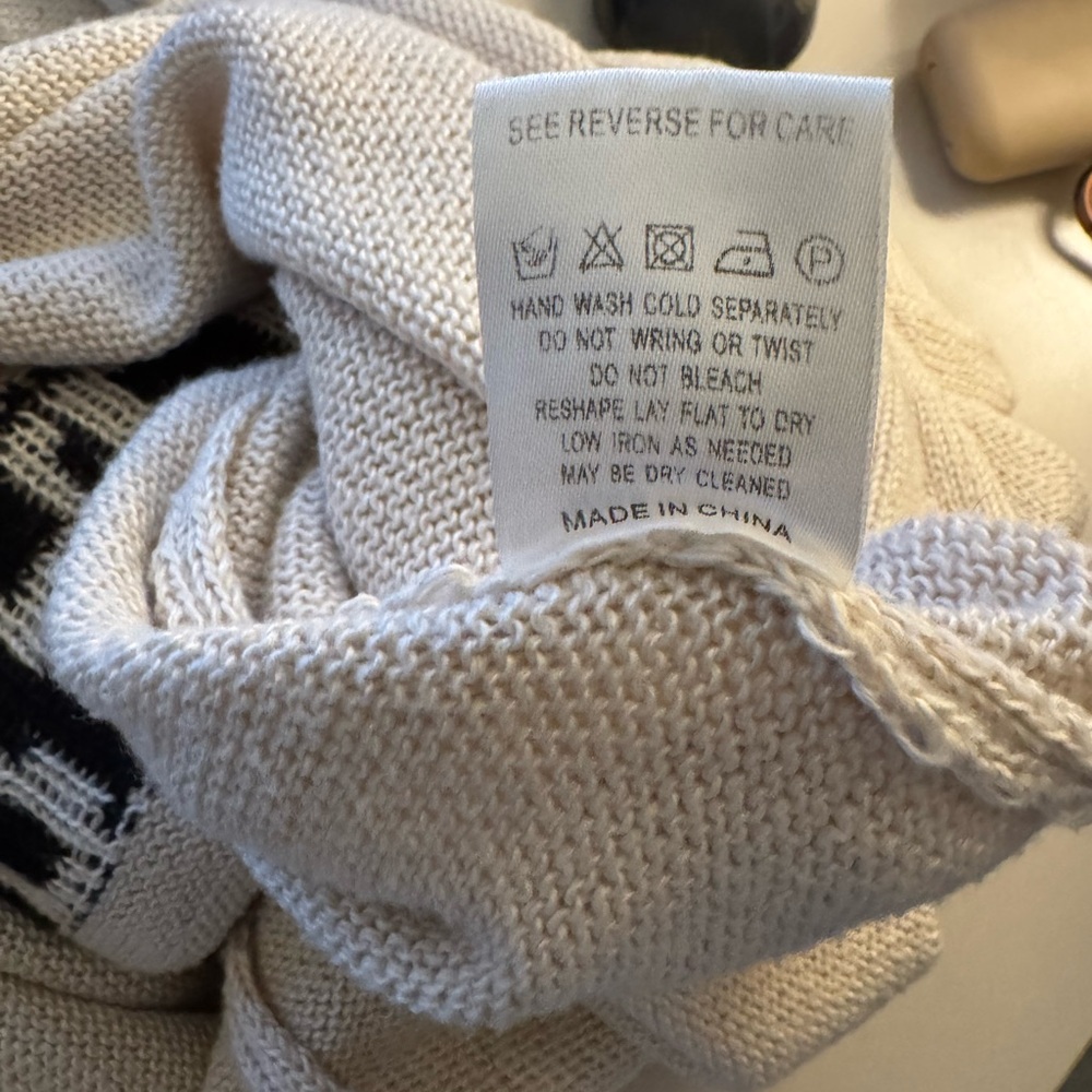 Miracle Cream Knit Sweater - Picture 7 of 8